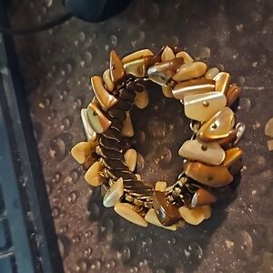 Vintage Mother of Pearl Stretch Bracelet